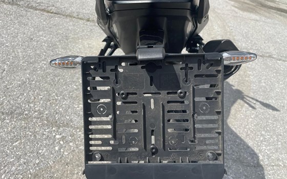 Gebrauchtmotorrad KTM 890 Duke - Bild 2