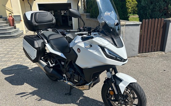 Gebrauchtmotorrad Honda NT1100 DCT - Bild 2