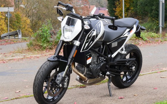 Gebrauchtmotorrad KTM 690 Duke - Bild 6