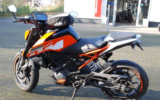 Gebrauchtmotorrad KTM 125 Duke - Bild 11