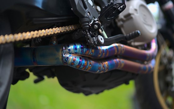 Gebrauchtmotorrad Husqvarna Nuda 900 R - Bild 11