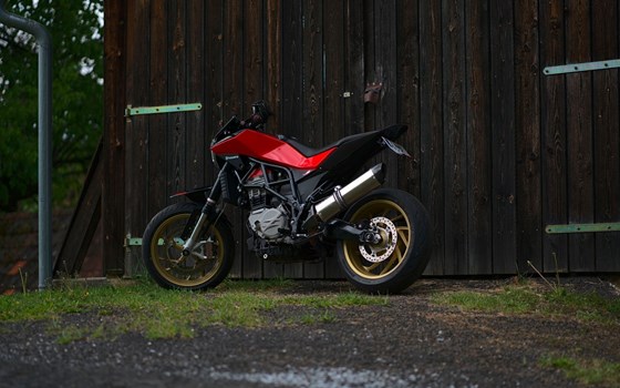 Gebrauchtmotorrad Husqvarna Nuda 900 R - Bild 9