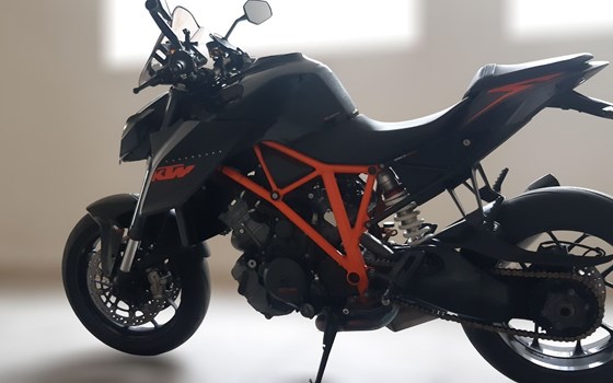 Gebrauchtmotorrad KTM 1290 Super Duke R - Bild 2