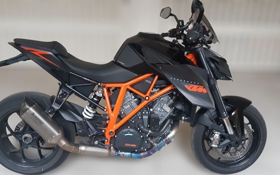 Gebrauchtmotorrad KTM 1290 Super Duke R - Bild 3