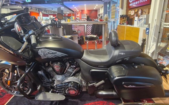 Gebrauchtmotorrad Indian Challenger Dark Horse - Bild 11