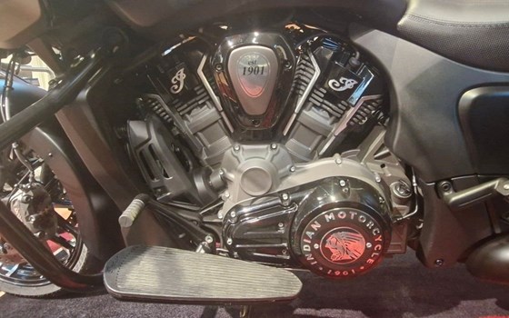 Gebrauchtmotorrad Indian Challenger Dark Horse - Bild 13