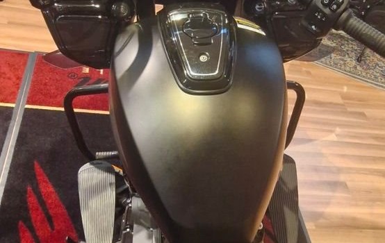 Gebrauchtmotorrad Indian Challenger Dark Horse - Bild 14