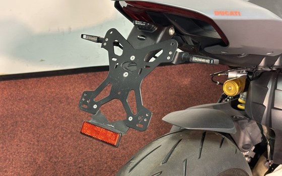 Gebrauchtmotorrad Ducati Streetfighter V4 S - Bild 10