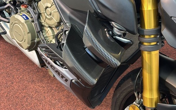 Gebrauchtmotorrad Ducati Streetfighter V4 S - Bild 11