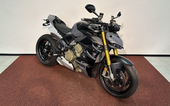 Gebrauchtmotorrad Ducati Streetfighter V4 S - Bild 2