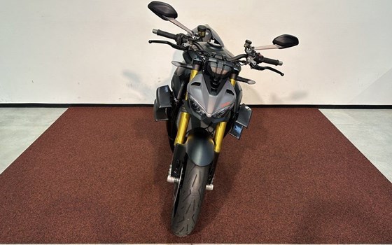 Gebrauchtmotorrad Ducati Streetfighter V4 S - Bild 3