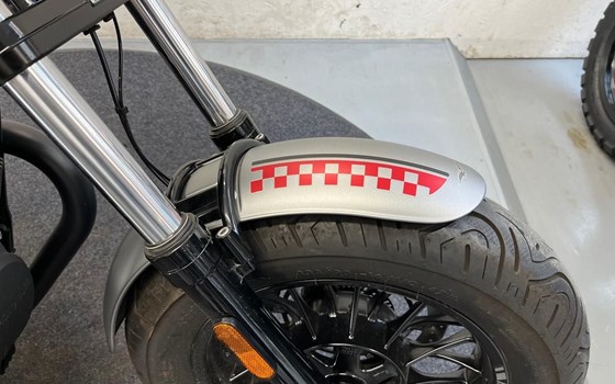 Gebrauchtmotorrad Moto Guzzi V9 Bobber - Bild 10