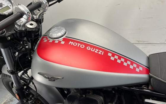 Gebrauchtmotorrad Moto Guzzi V9 Bobber - Bild 11