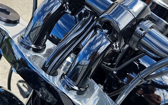 Gebrauchtmotorrad Harley-Davidson Softail Sport Glide FLSB - Bild 6