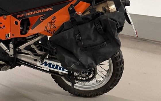 Gebrauchtmotorrad KTM 950 Adventure S - Bild 6