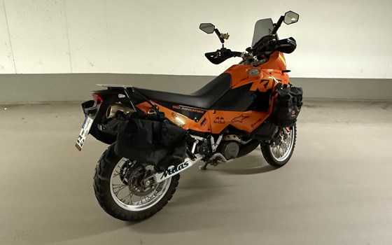 Gebrauchtmotorrad KTM 950 Adventure S - Bild 5