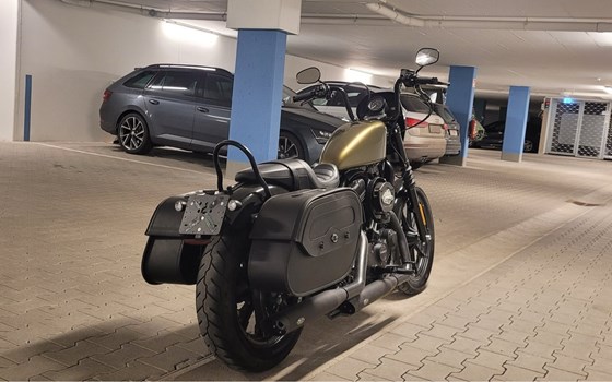 Gebrauchtmotorrad Harley-Davidson Sportster XL 1200NS Iron - Bild 1