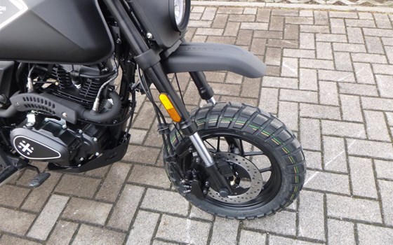 Neufahrzeug Brixton Crossfire 125 XS - Bild 6