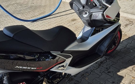 Gebrauchtmotorrad Kymco Xciting 400i ABS - Bild 3