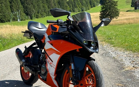 Gebrauchtmotorrad KTM RC 125 - Bild 1
