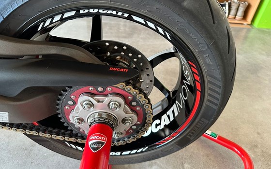 Gebrauchtmotorrad Ducati Monster 1200 S - Bild 2