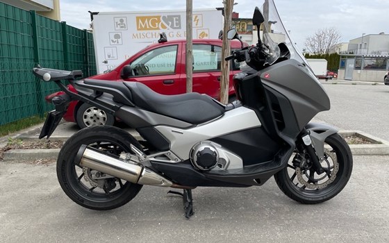 Gebrauchtmotorrad Honda Integra - Bild 2