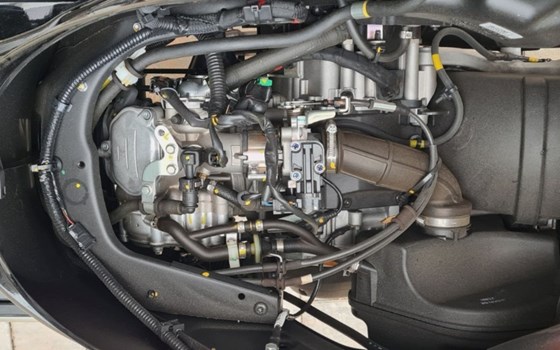 Gebrauchtmotorrad Vespa GTS 125 - Bild 3