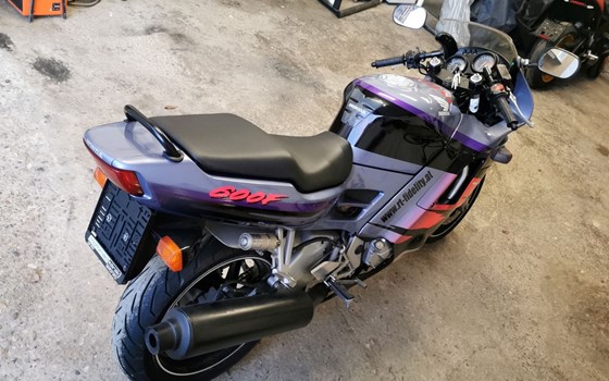 Gebrauchtmotorrad Honda CBR 600 F - Bild 10