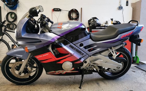 Gebrauchtmotorrad Honda CBR 600 F - Bild 17