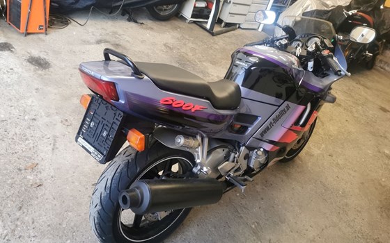 Gebrauchtmotorrad Honda CBR 600 F - Bild 2