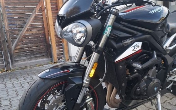 Gebrauchtmotorrad Triumph Street Triple 765 RS - Bild 4