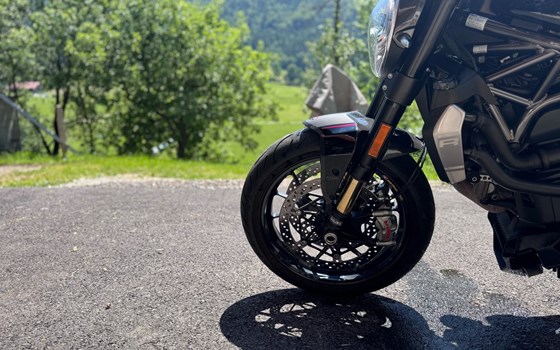 Gebrauchtmotorrad Ducati Monster 1200 R - Bild 8