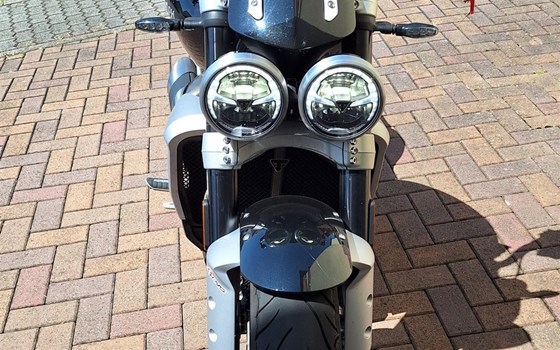 Gebrauchtmotorrad Triumph Rocket 3 R - Bild 8