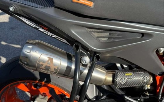 Gebrauchtmotorrad KTM 890 Duke R - Bild 5
