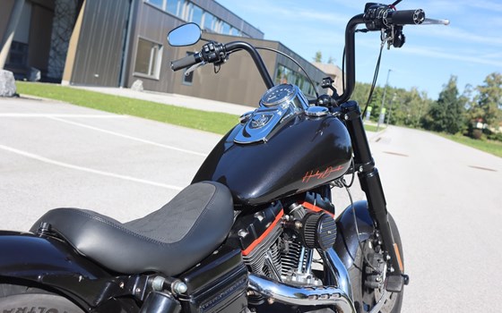 Gebrauchtmotorrad Harley-Davidson Dyna Fat Bob FXDF - Bild 4