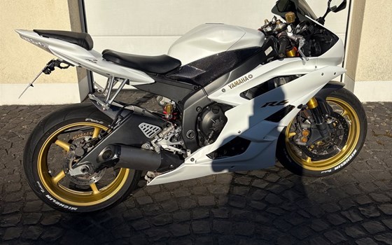 Gebrauchtmotorrad Yamaha R6 GYTR - Bild 4