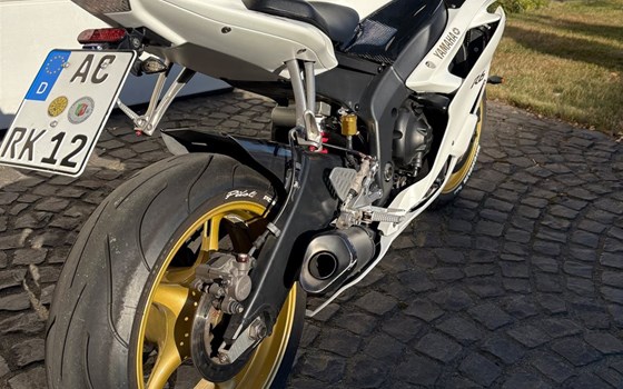 Gebrauchtmotorrad Yamaha R6 GYTR - Bild 7