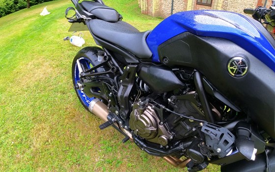 Motorrad Occasion Yamaha MT-07 - Bild 2