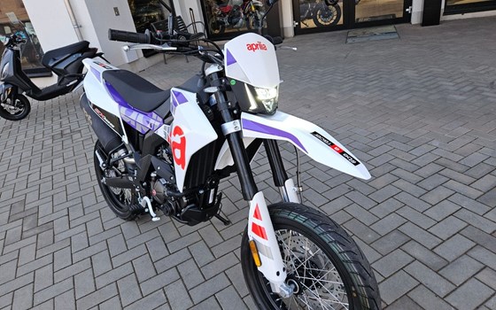 Neufahrzeug Aprilia SX 125 - Bild 11