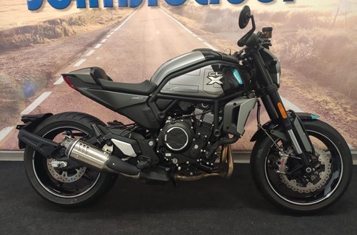 CFMOTO 700CL-X Sport