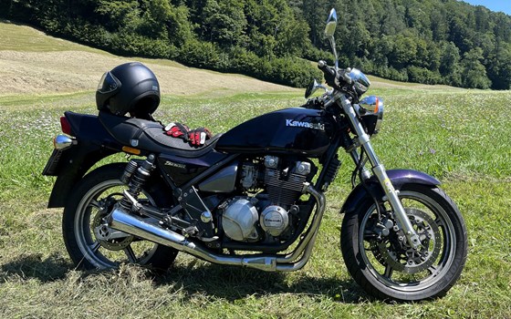 Gebrauchtmotorrad Kawasaki Zephyr 550 - Bild 1