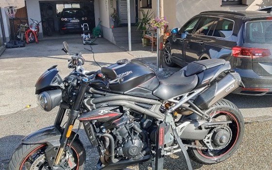 Gebrauchtmotorrad Triumph Speed Triple RS - Bild 10