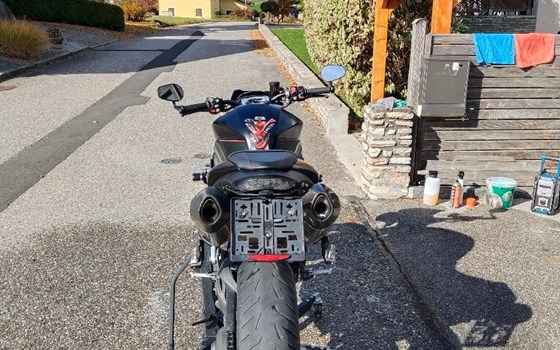 Gebrauchtmotorrad Triumph Speed Triple RS - Bild 2