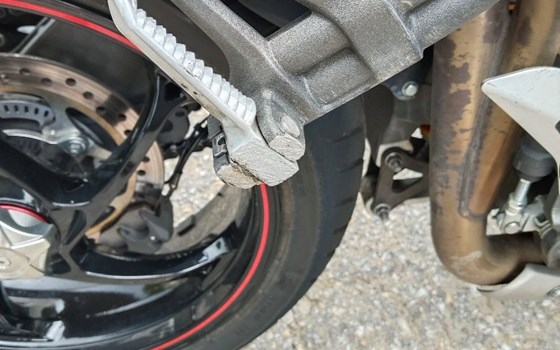 Gebrauchtmotorrad Triumph Speed Triple RS - Bild 8
