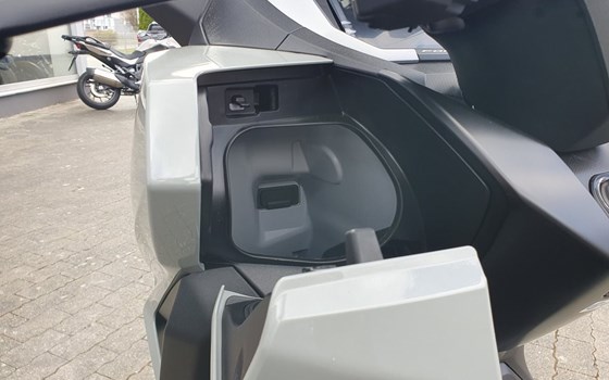 Neufahrzeug Honda Forza 350 - Bild 19