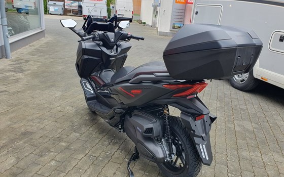 Neufahrzeug Honda Forza 350 Special Edition - Bild 11