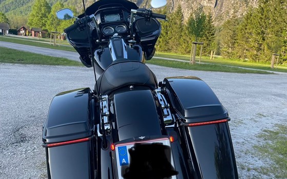 Gebrauchtmotorrad Harley-Davidson Touring Road Glide Special FLTRXS - Bild 4