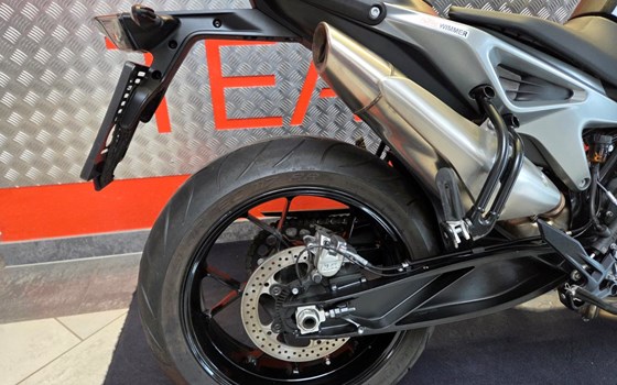 Gebrauchtmotorrad KTM 790 Duke L - Bild 5
