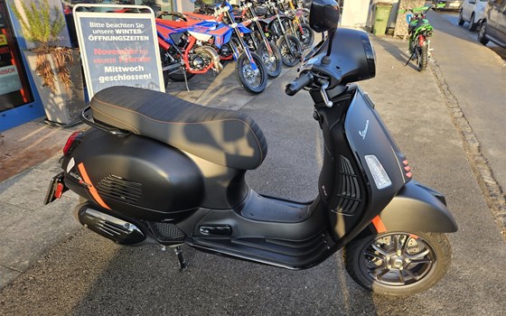 Neufahrzeug Vespa GTS 125 Super Sport - Bild 2