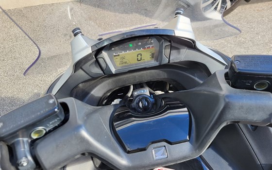 Gebrauchtmotorrad Honda Integra - Bild 4